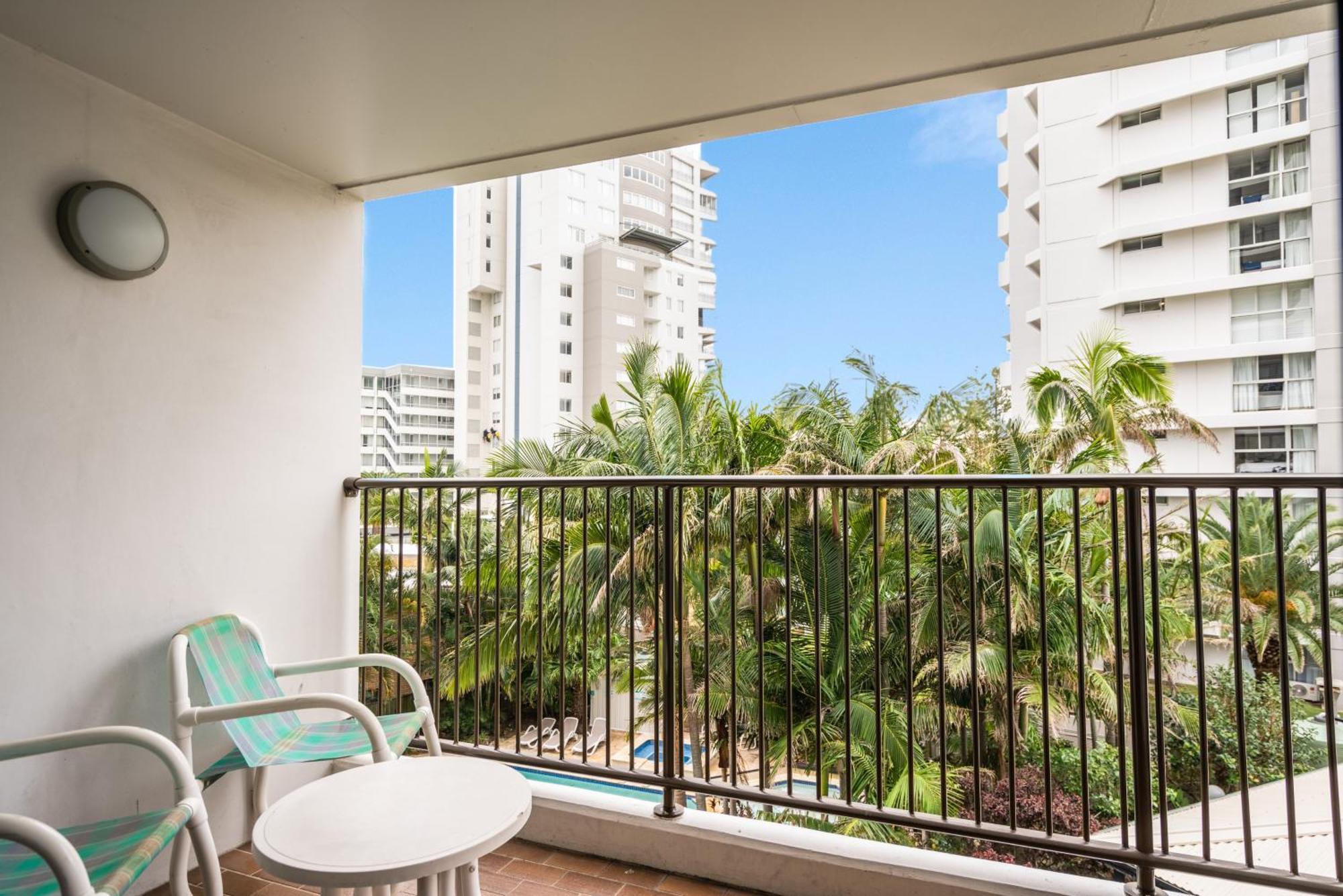 Horizons Holiday Apartments - Official Гоулд Коуст Екстериор снимка